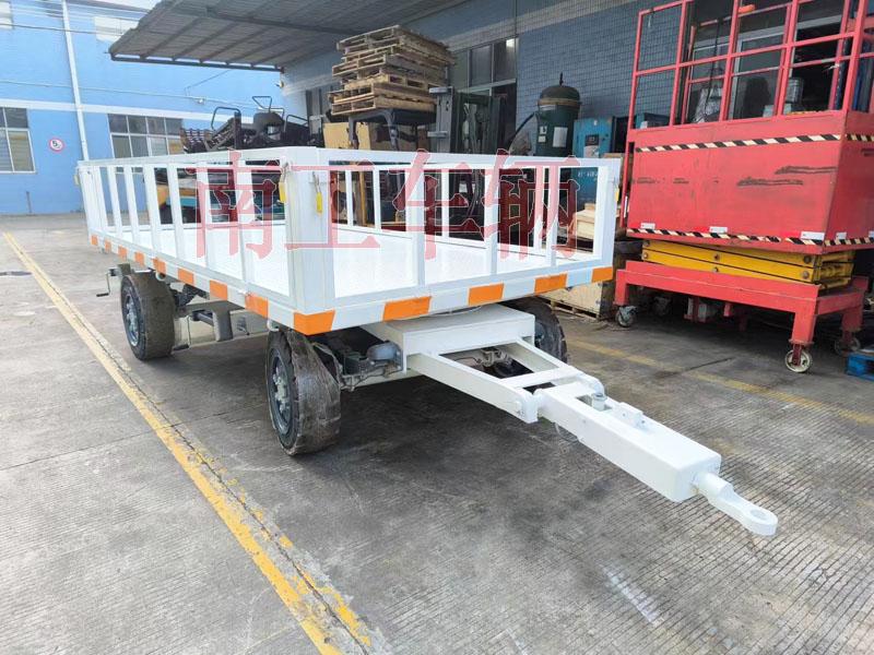 3吨三亿体育入口（中国）牵引工具拖车 带护栏减震刹车功能