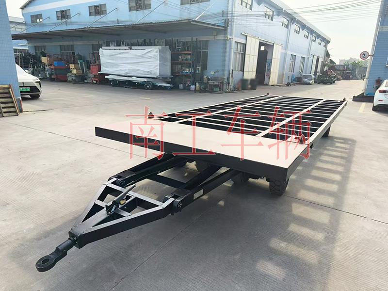 12吨骨架式三亿体育入口（中国） 带角锁刹车全挂车