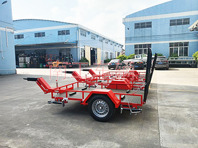 1672454165537928.jpg 泡沫喷洒机器人用工具拖车2I.jpg