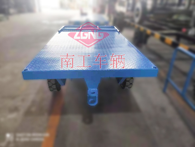 1675216606327872.jpg 3吨三亿体育入口(中国)带可拆护栏2I.jpg