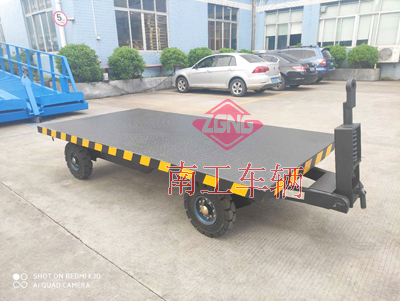 1675732039663500.jpg 2吨移动牵引三亿体育入口(中国)4I.jpg