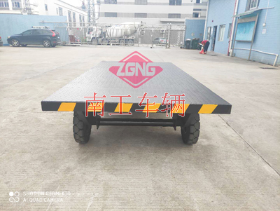 1675732049638239.jpg 2吨移动牵引三亿体育入口(中国)6I.jpg