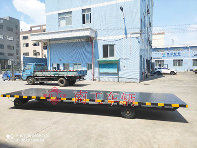 1675736170797580.jpg 2吨平板车5I.jpg