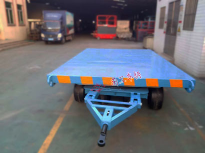 1676599165543473.jpg 25吨重型三亿体育入口(中国)蓝色3I.jpg