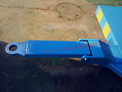 1676949252212494.jpg 25吨小轮子超低平板车6I.jpg