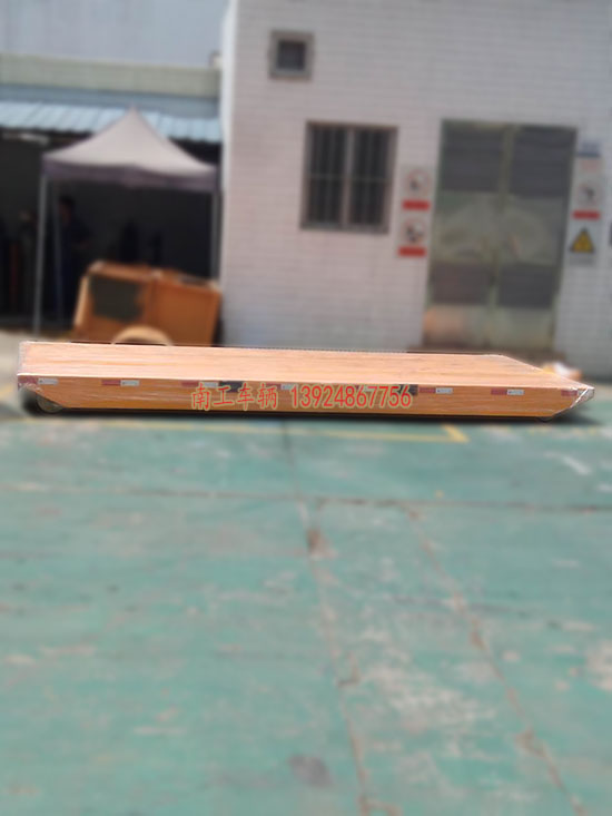 1677727081641980.jpg 手推平板4 I.jpg