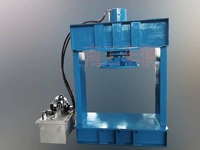 1682581330966966.jpg 100吨压胎机3I.jpg