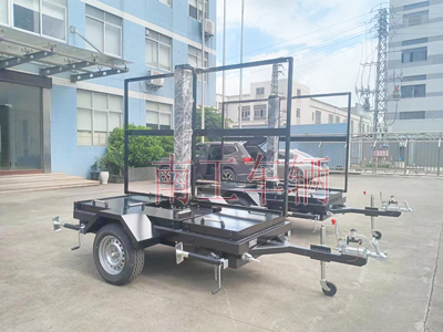 1690164251287859.jpg 0.5吨简易简LED广告拖车带升降不带旋转1i.jpg