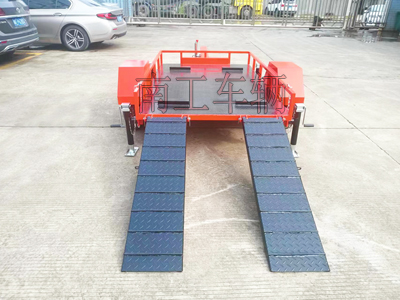 1697423933688687.jpg 0.9吨ATV消防车工具拖车2I.jpg