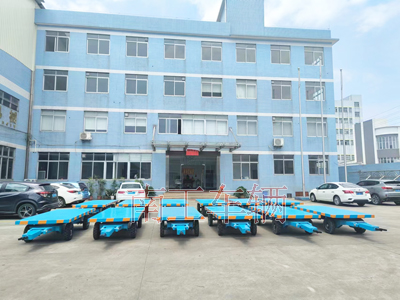 1717550405330645.jpg 3吨全挂式牵引三亿体育入口(中国)可拆护栏1I.jpg