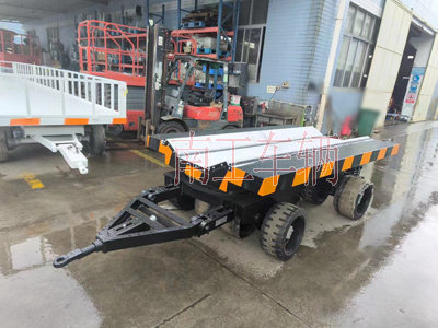 1720143685162435.jpg 25吨V字重型钢卷三亿体育入口(中国)I.jpg