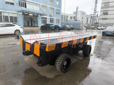 1720143695492383.jpg 25吨V字重型钢卷三亿体育入口(中国)4I.jpg