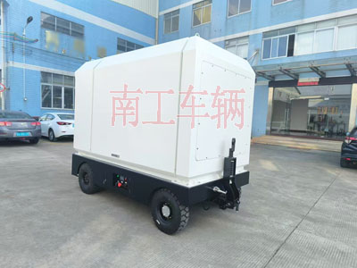 1725948955879166.jpg 2吨电动三亿体育入口(中国) 飞翼箱式工具拖车2I.jpg