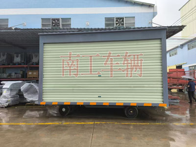 1726297989905225.jpg 10吨箱式三亿体育入口(中国)两侧带卷帘门3I.jpg