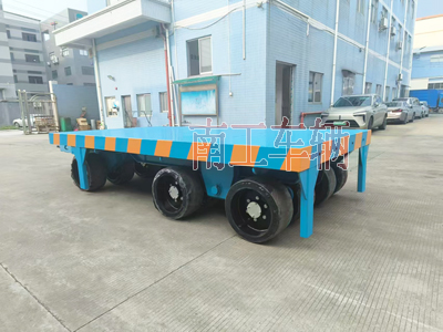 40吨重型三亿体育入口（中国） 无动力牵引全挂工具拖车4I.jpg