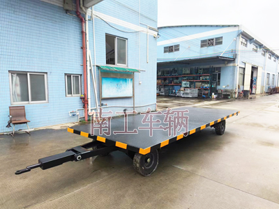 1729233869346367.jpg 6吨牵引三亿体育入口(中国) 工业全挂拖车1I.jpg