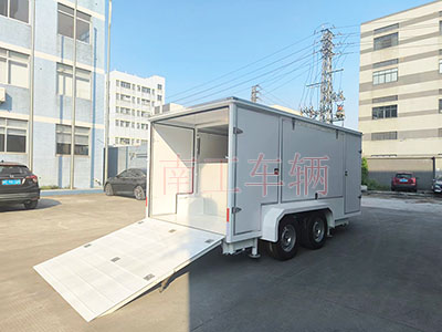 1730787846643729.jpg 2吨消防器材用半电动ATV厢式拖车1I.jpg