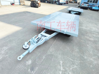 1733899594541340.jpg 船体艏段运输三亿体育入口(中国)I.jpg