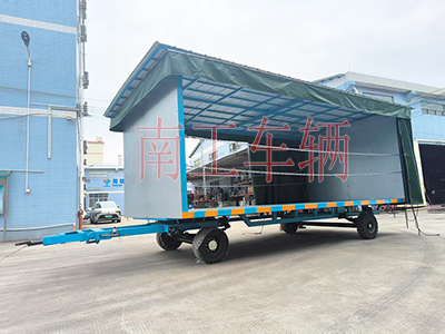 5吨雨篷拖车 牵引三亿体育入口（中国）4I.jpg