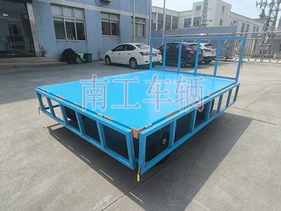 1753061514587424.jpg 5吨下翻式护栏三亿体育入口(中国) 全挂工具拖车4I.jpg