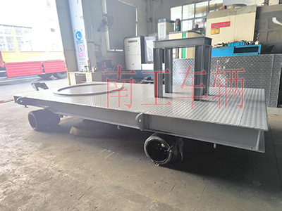 1759023214534836.jpg 5吨牵引三亿体育入口(中国) 带上装架3I.jpg