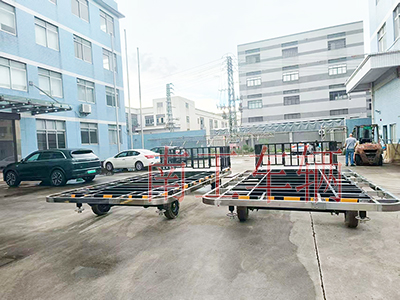 1759895228118526.jpg 4吨小护栏带不锈钢挂件牵引三亿体育入口(中国)4I.jpg