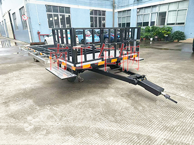 1759895235277624.jpg 4吨小护栏带不锈钢挂件牵引三亿体育入口(中国)I.jpg